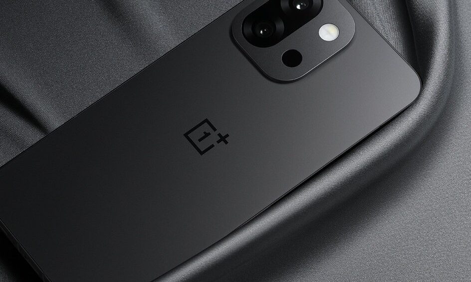 OnePlus 13s in black color option