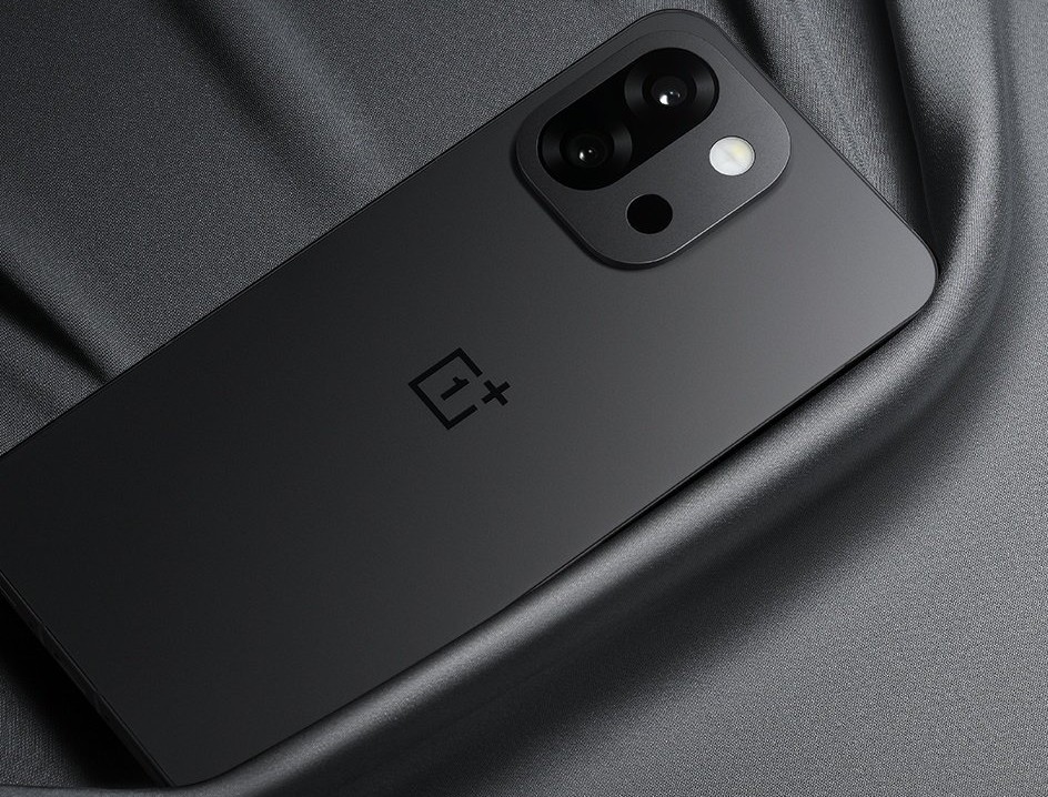 OnePlus 13s in black color option
